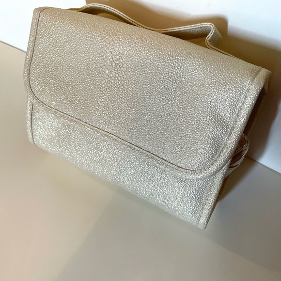 NEW Makeup  Gold Travel Bag - Picture 3 of 6